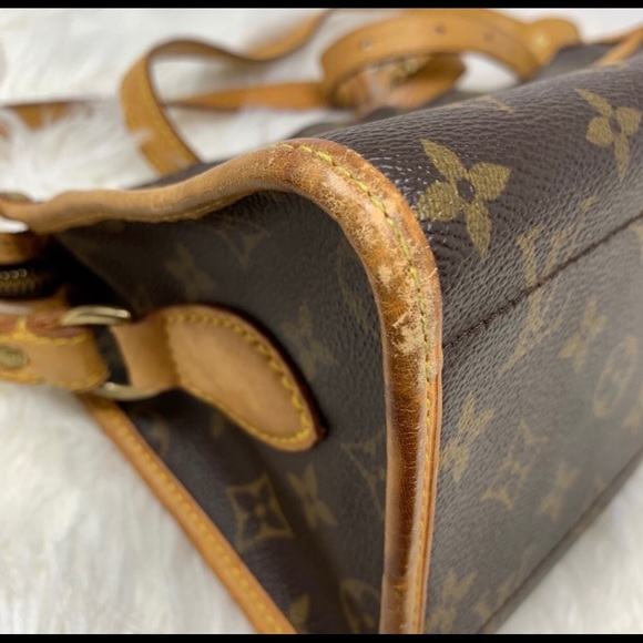 Authentic LOUIS VUITTON Popincourt Ron Long Strap - Picture 11 of 14